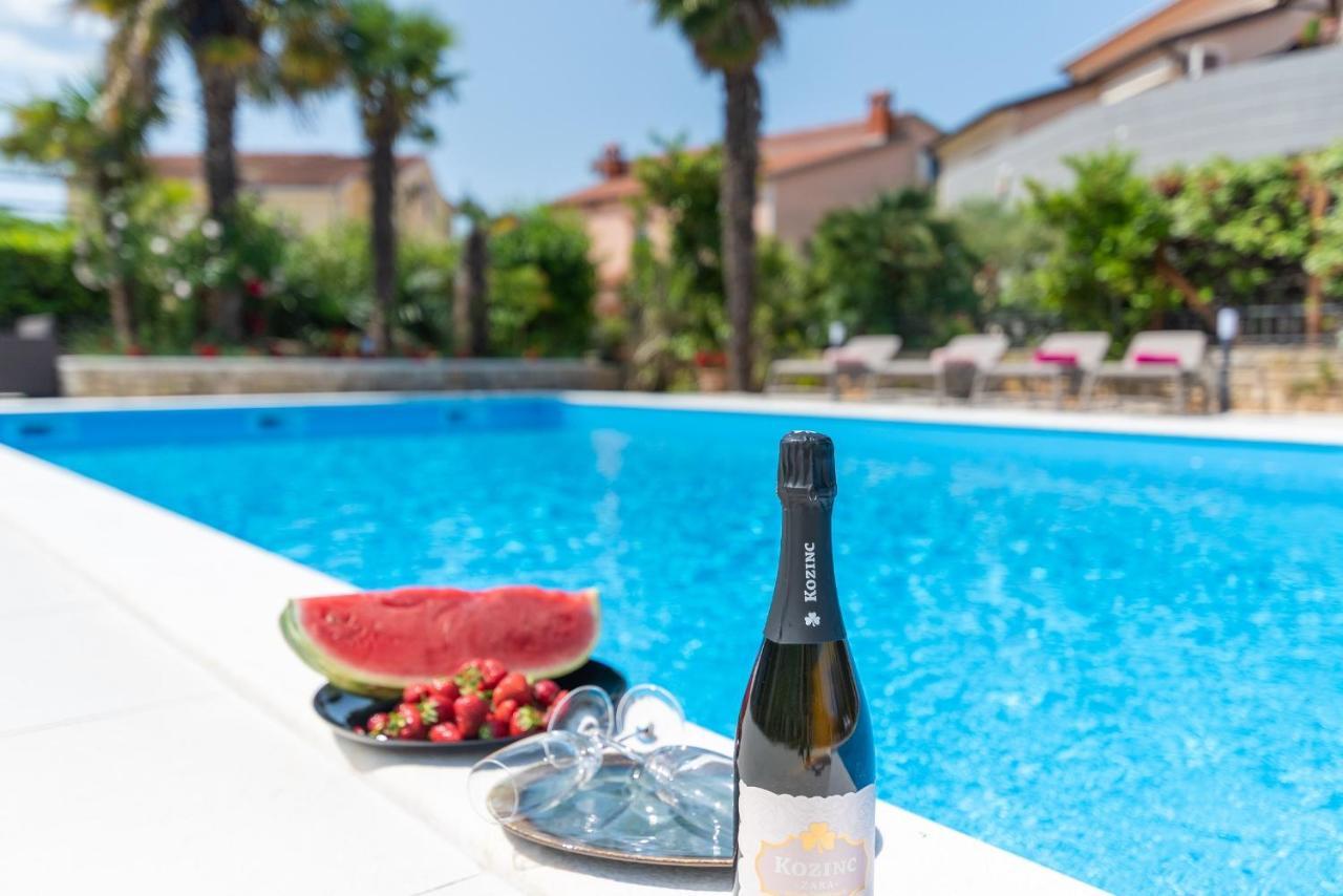 Villa Hope - Apartments With Shared Pool Poreč Dış mekan fotoğraf