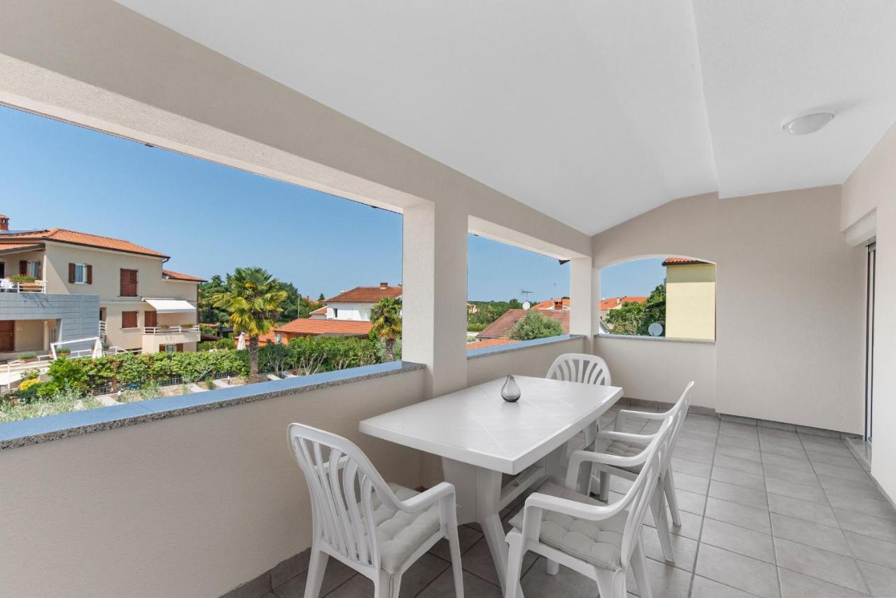 Villa Hope - Apartments With Shared Pool Poreč Dış mekan fotoğraf