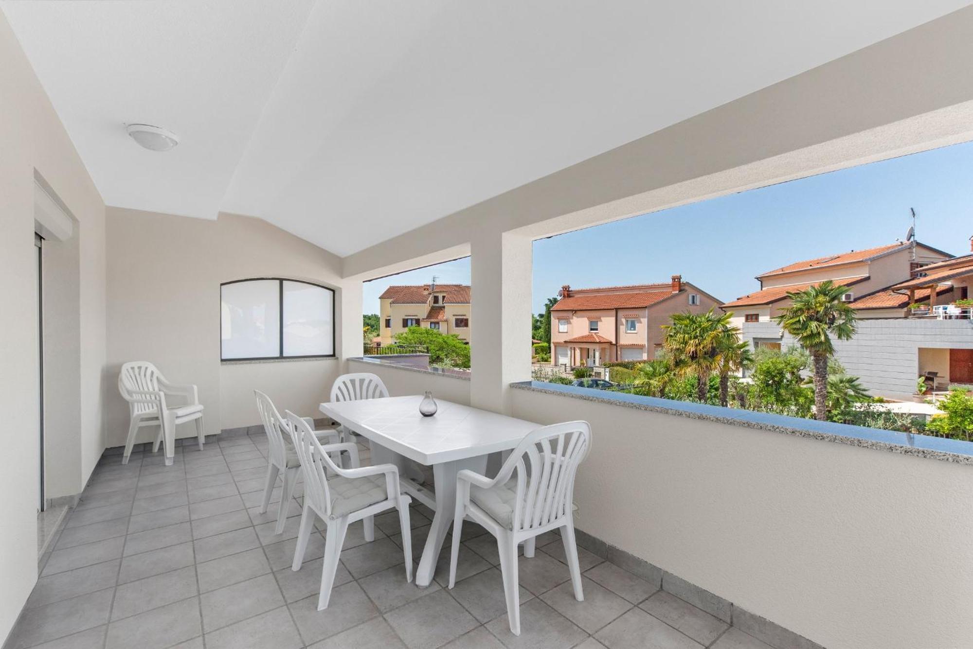 Villa Hope - Apartments With Shared Pool Poreč Oda fotoğraf