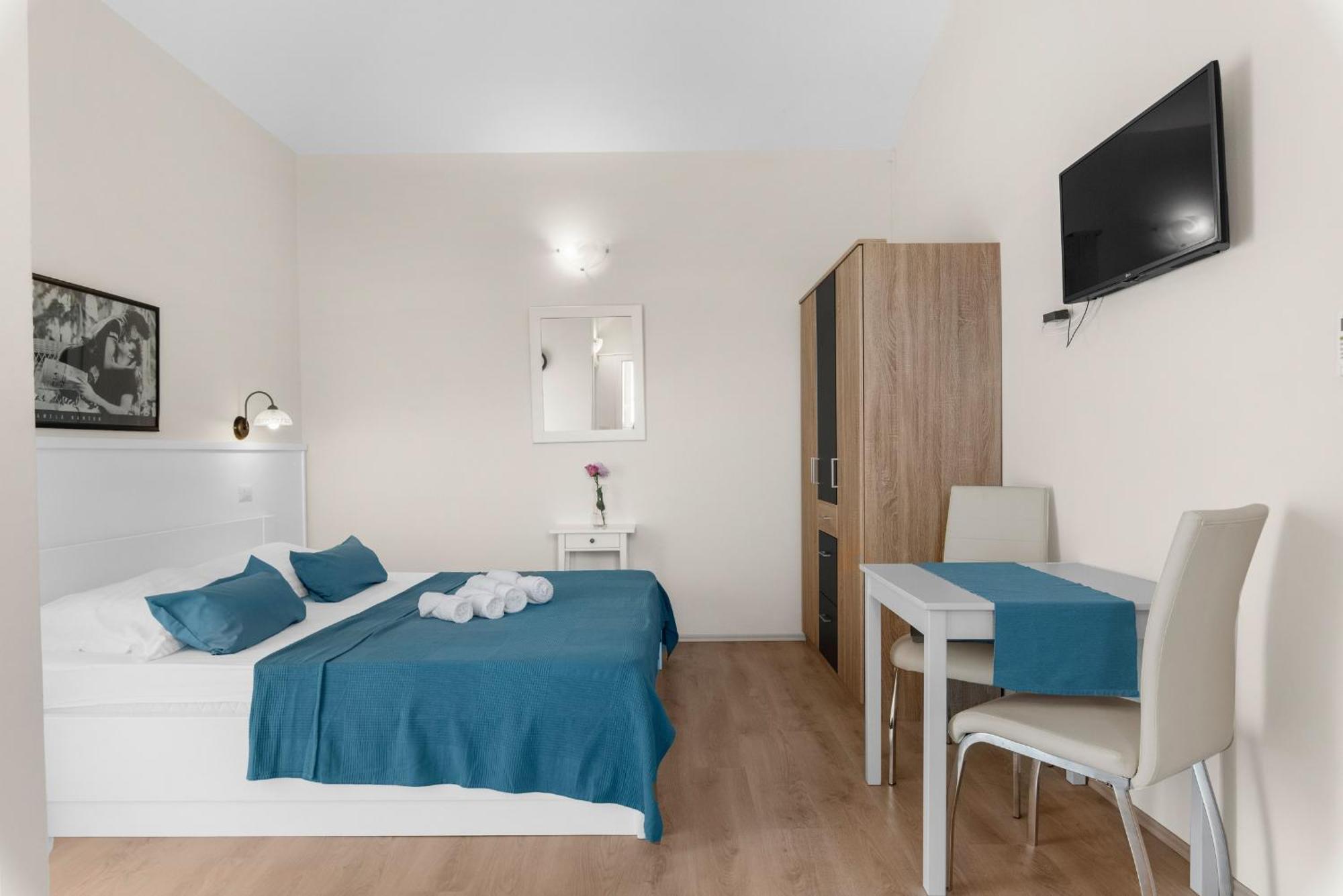 Villa Hope - Apartments With Shared Pool Poreč Oda fotoğraf