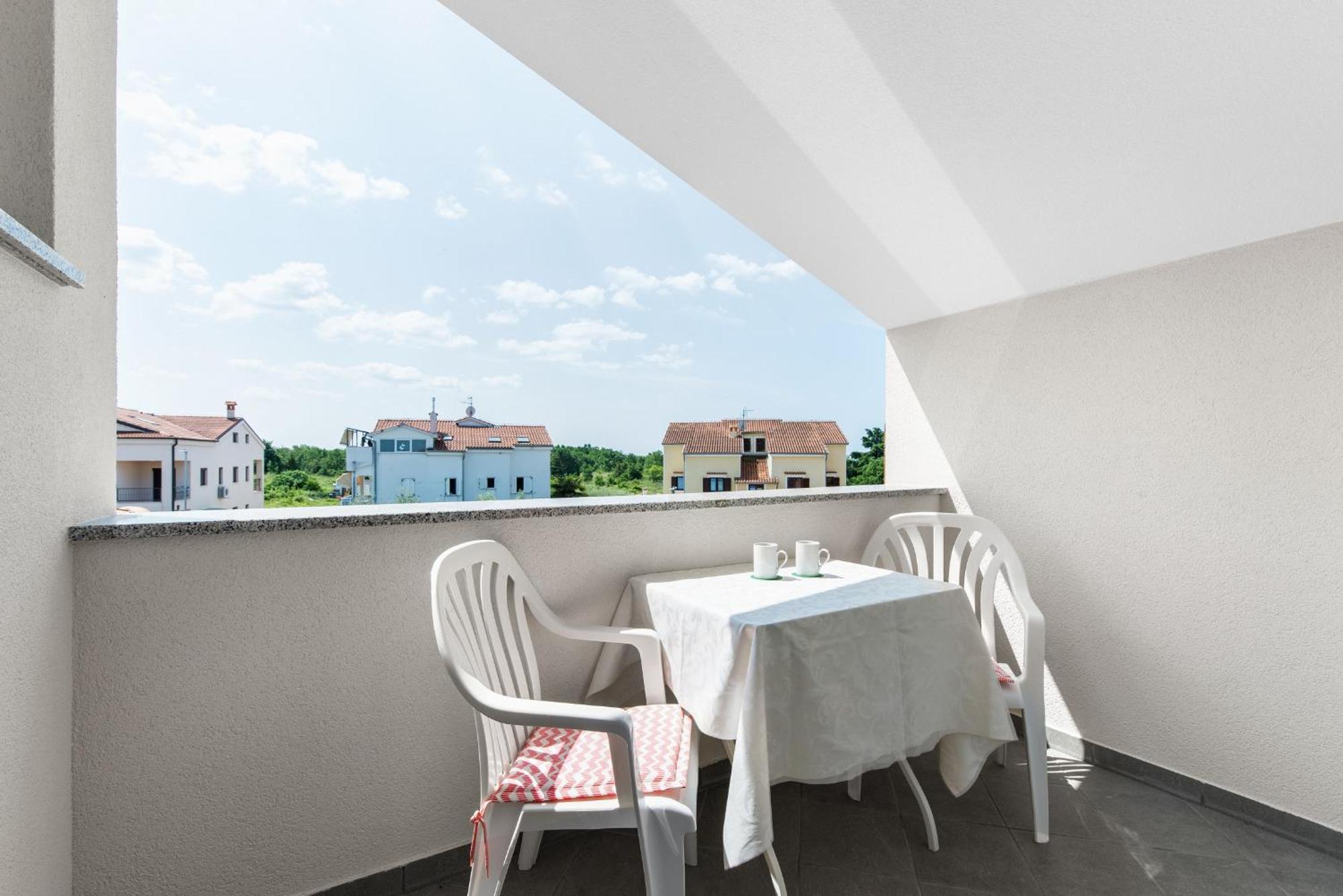 Villa Hope - Apartments With Shared Pool Poreč Oda fotoğraf
