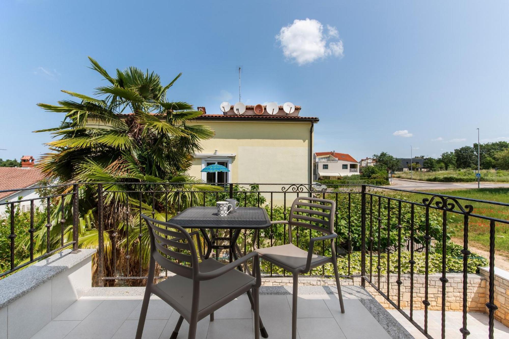 Villa Hope - Apartments With Shared Pool Poreč Oda fotoğraf
